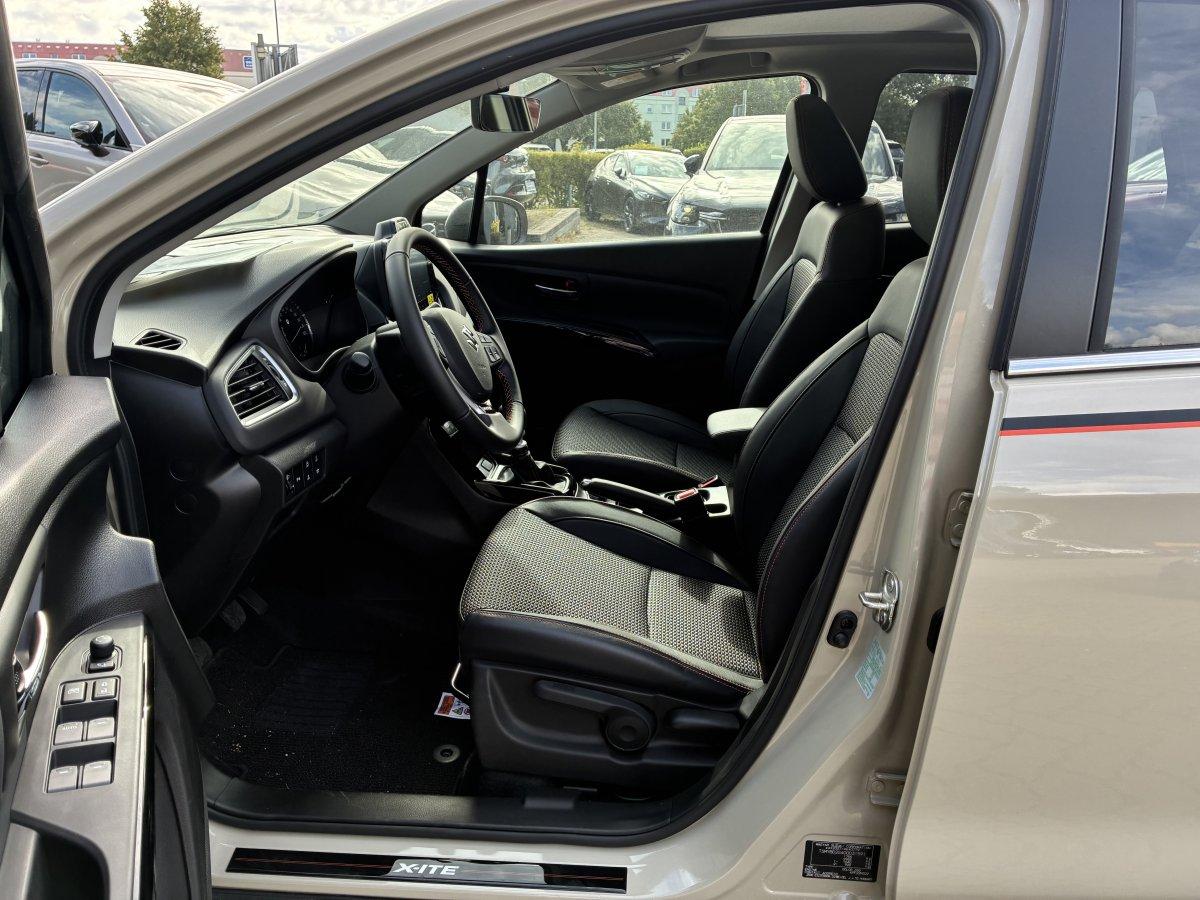 Suzuki S-CROSS 1.4 COMFORT + X-ITE ALLGRIP 6AT