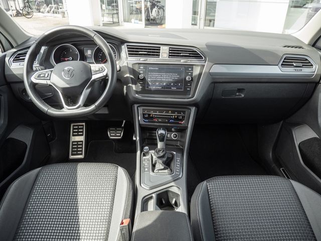 Tiguan 2.0 TDI Active KAMERA NAVI AHK ACC LED