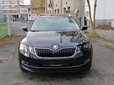 Skoda Octavia Combi "Style 4x4" - Skoda Octavia mit Benzin-Antrieb: Allradantrieb