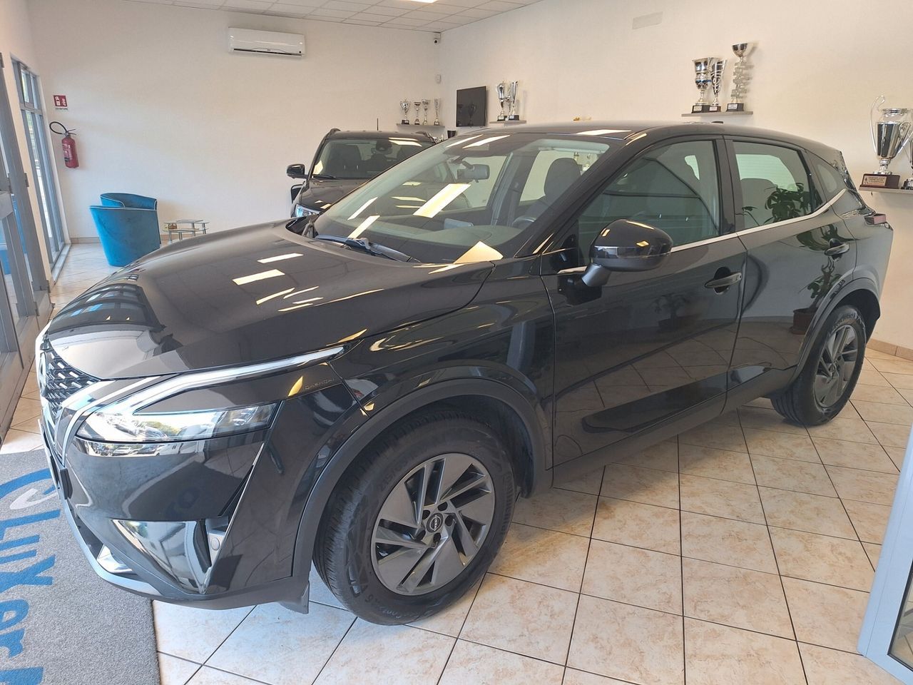 Nissan Qashqai - 1