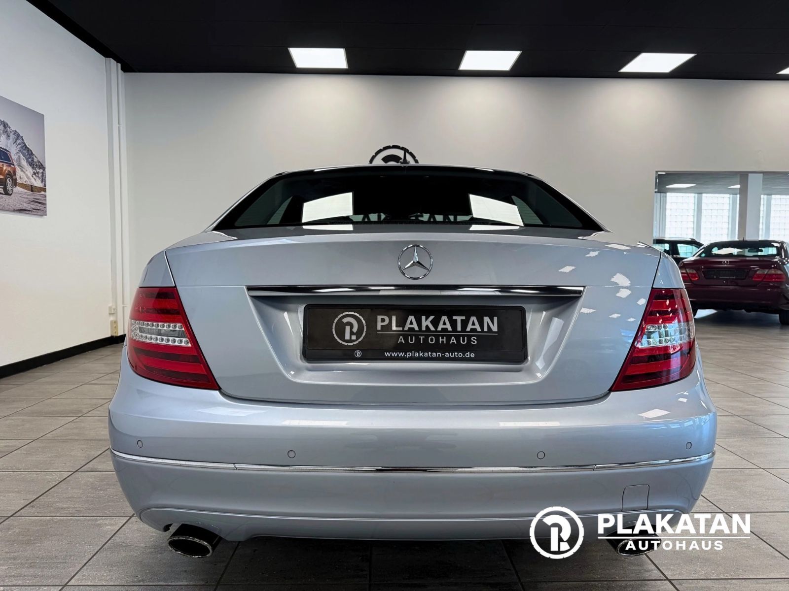 Fahrzeugabbildung Mercedes-Benz C 350 CDI Navi Tempomat Bi-Xenon MB-Service