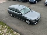 Mercedes-Benz E 220 E 220d Avantgarde KAM NAVI LED KLIMA - Mercedes-Benz E 220: Avantgarde