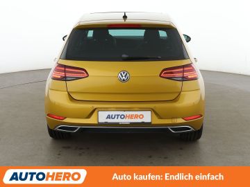 Volkswagen Golf - 5