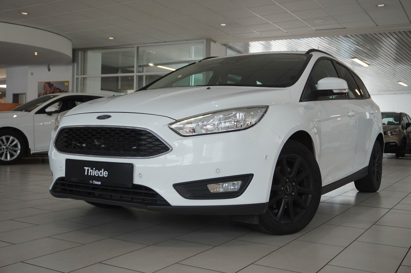 Fahrzeugabbildung Ford Focus Turnier 1.5D BUISNESS NAVI/LED/SH/PDC/TEMP