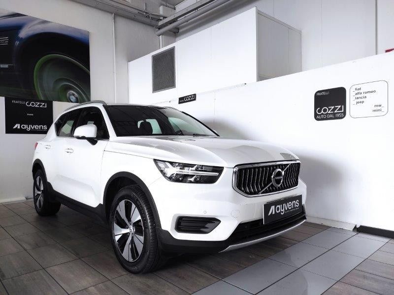 Volvo VOLVO XC40 (2017-->) - XC40 T4 Recharge Plug-in