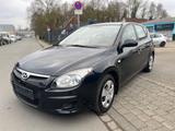 Hyundai i30 blue 1.4 - Hyundai i30