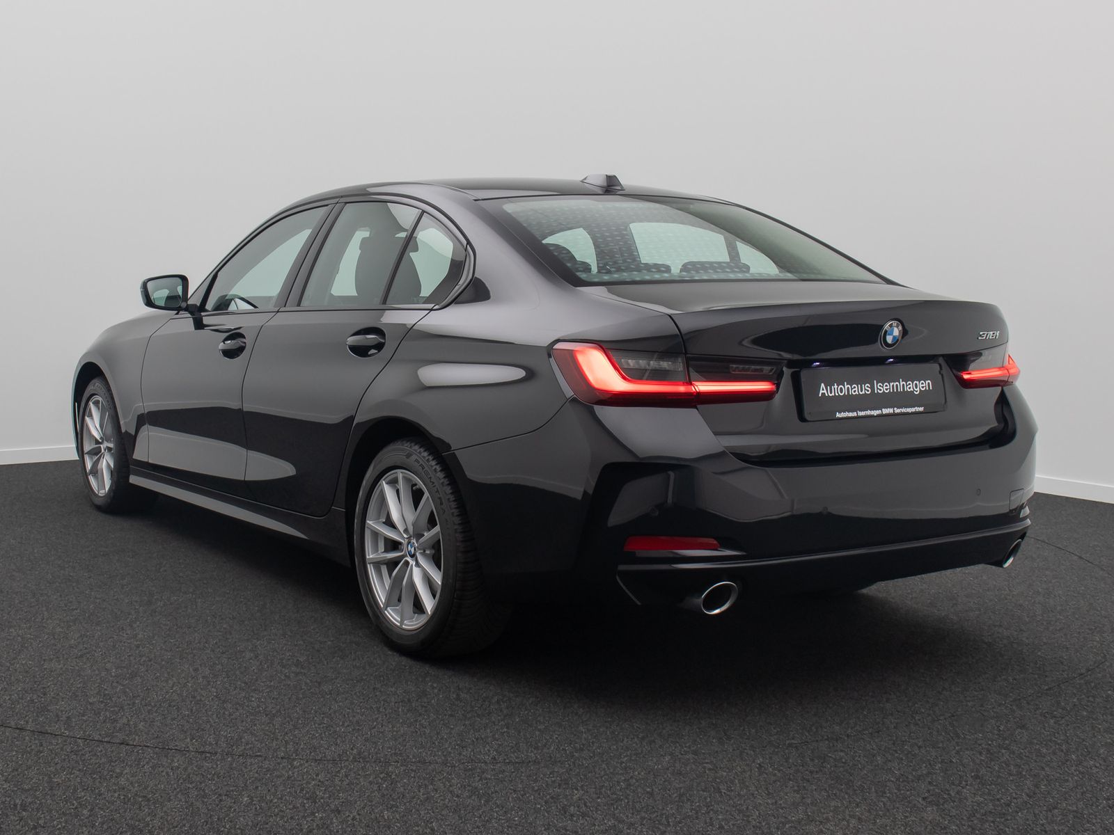 Fahrzeugabbildung BMW 318i LED DAB PDC Cockpit+ DigitalDisp