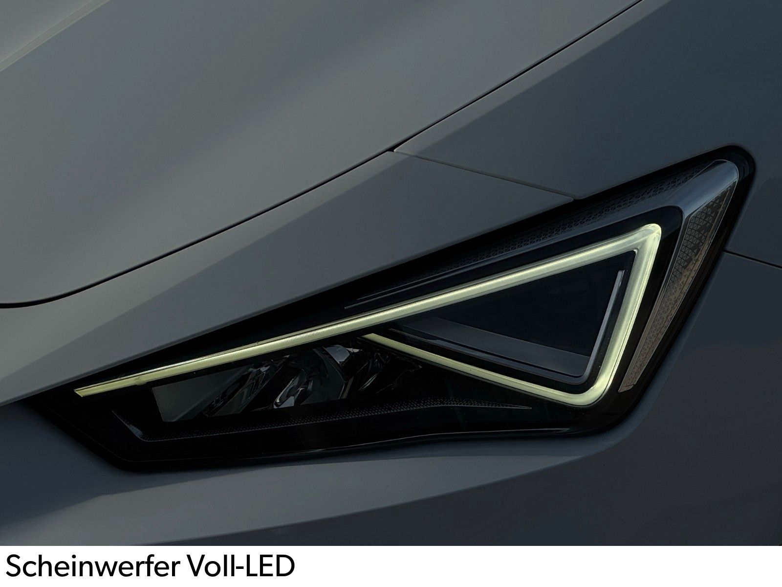 Fahrzeugabbildung SEAT Leon 1.5 TSI ACT FR Kamera Navi LED SHZ LHZ ACC