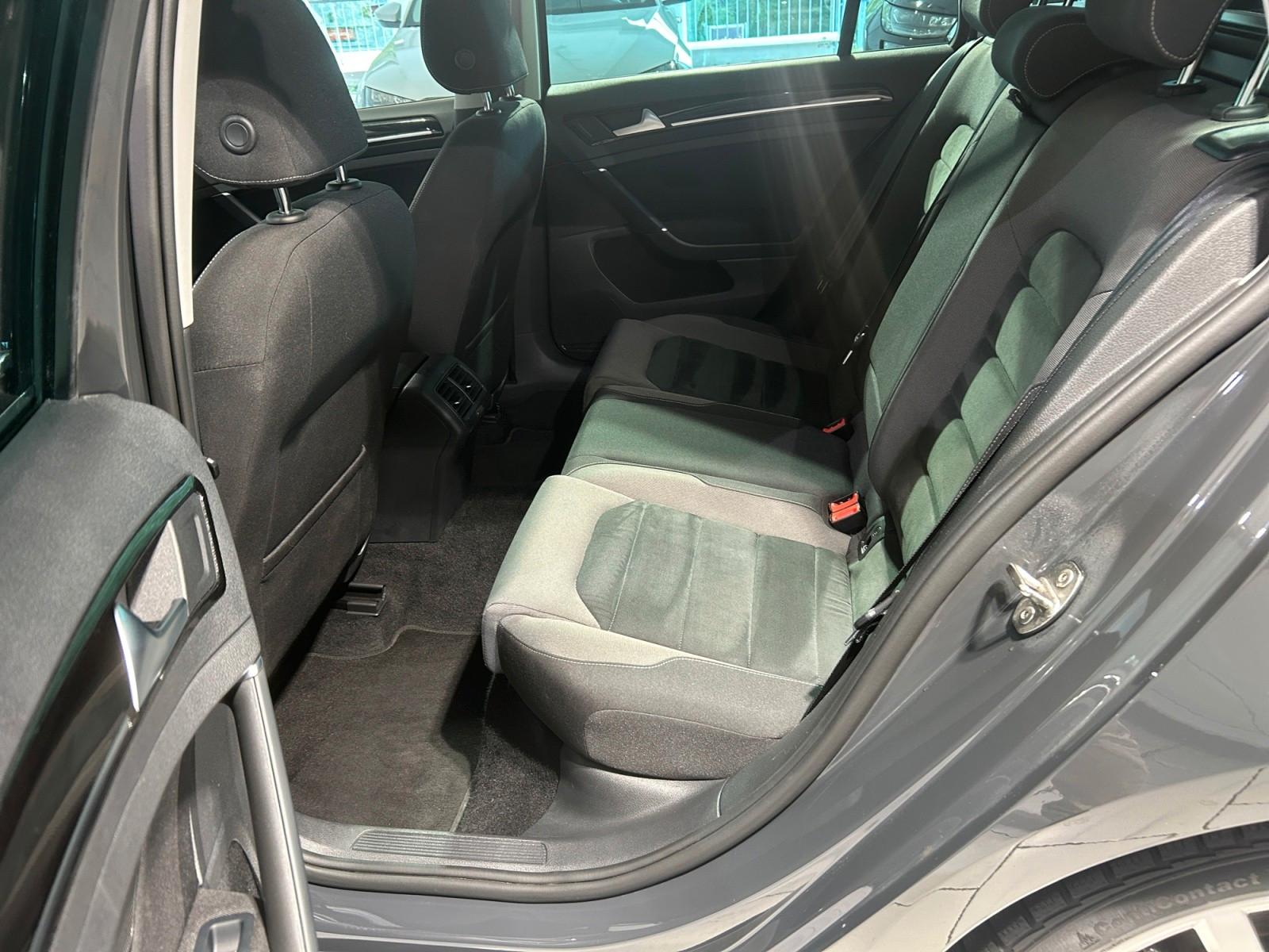 Volkswagen Golf VII Var. Highline LED/ACC/SZH/AHK/NAV, миниатюра 9