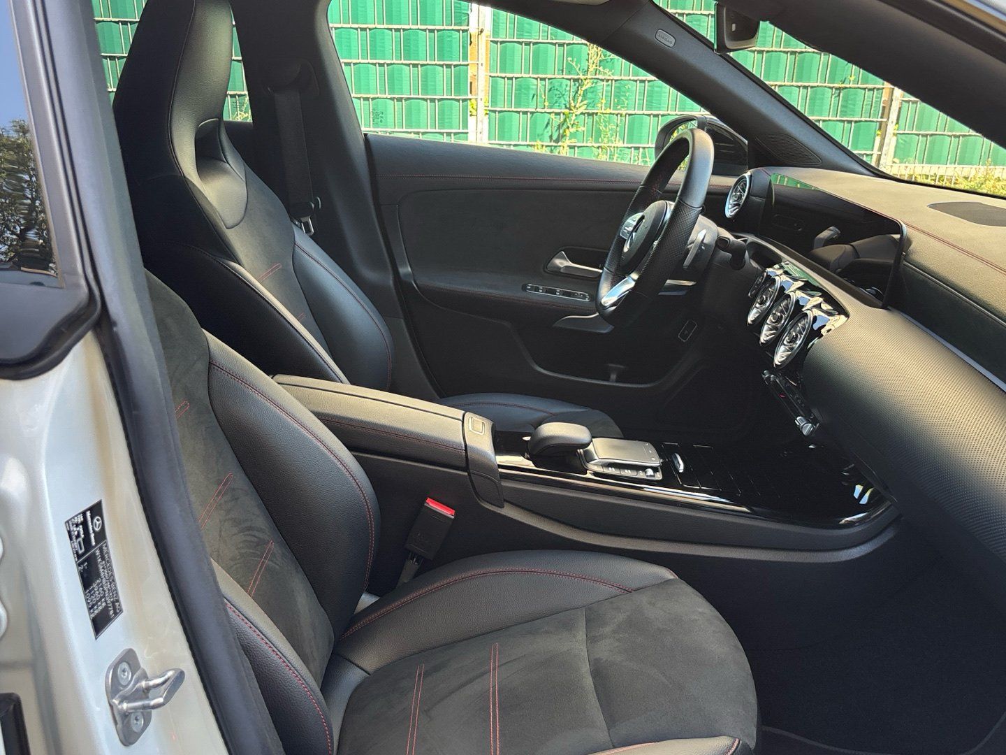 Mercedes-Benz CLA 250 4M SB AMG Night Panorama 19 CarPlay AHK foto 13