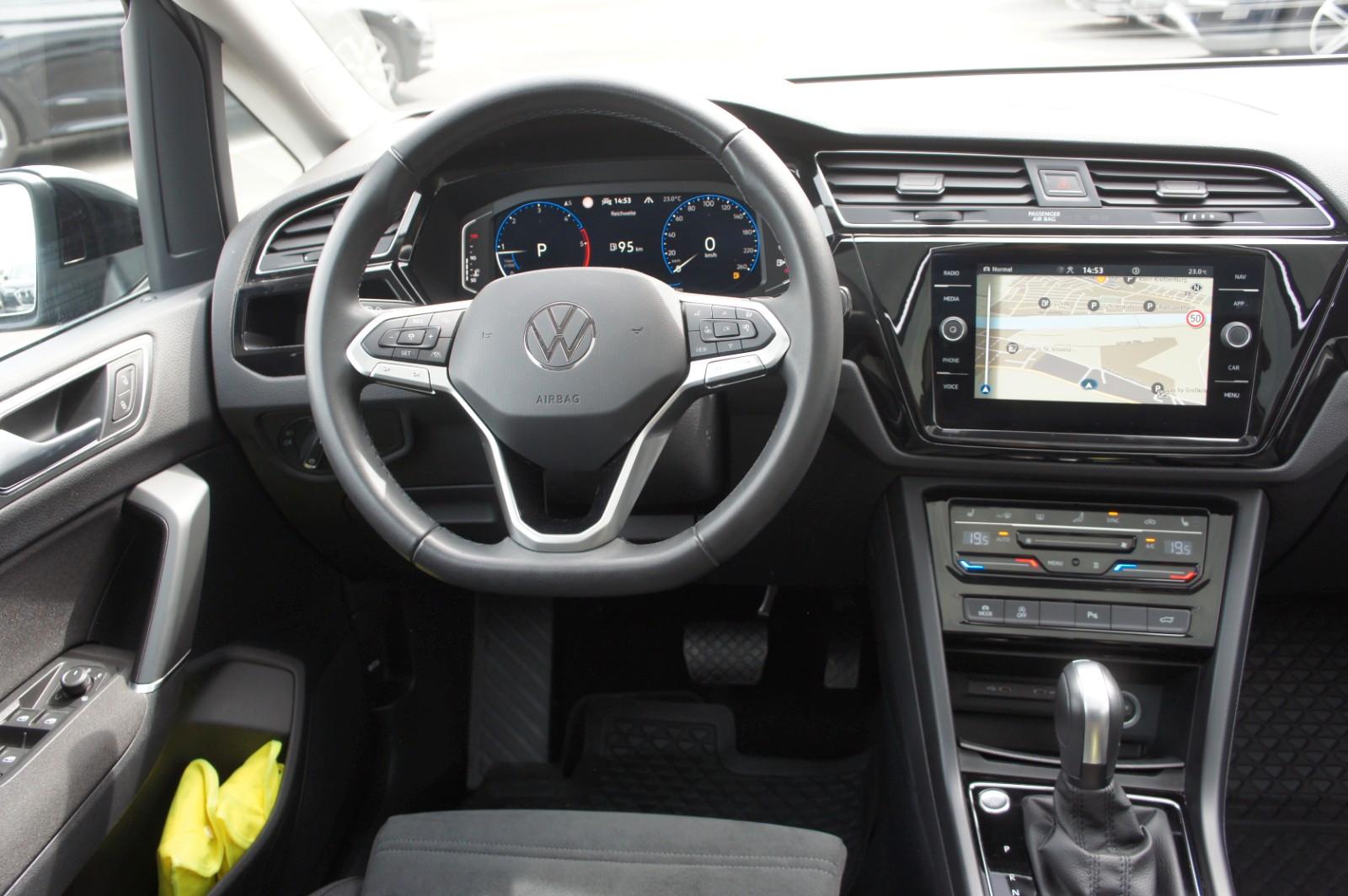 Volkswagen Touran Highline *ACC*AHK*PANO*STDHZG*KAM*MASSAGE, миниатюра 22