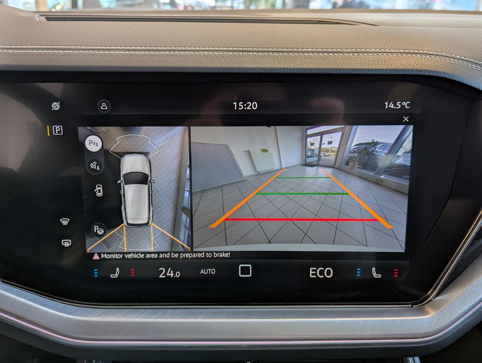 Fahrzeugabbildung Volkswagen Touareg 3.0TDI 4M R-Line VOLL Black 22" UPE 114T