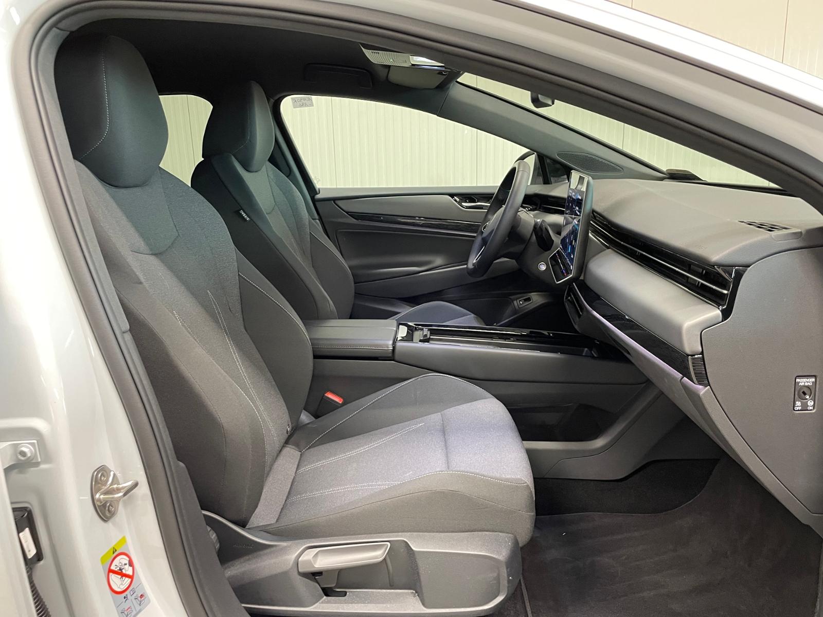 Volkswagen ID.7 Tourer Pro 77kWh AHK IQ.LIGHT WÄRMEPUMPE