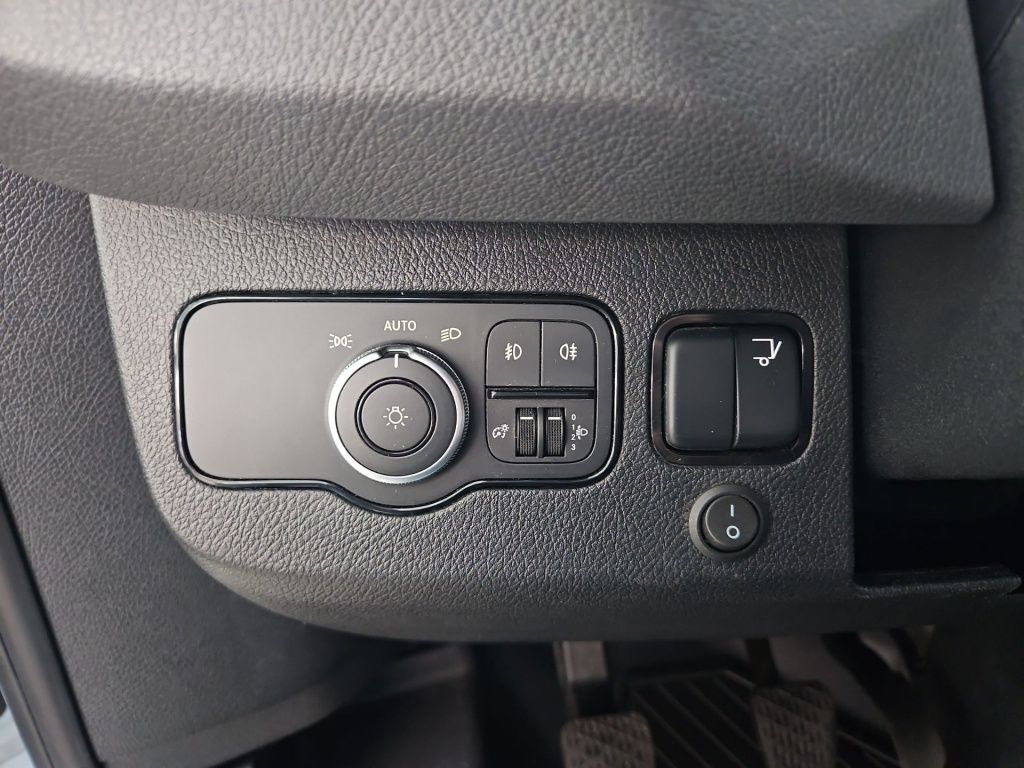 Fahrzeugabbildung Mercedes-Benz Sprinter 317 Koffer LBW 4.325 Navi RFK SHZ Klima