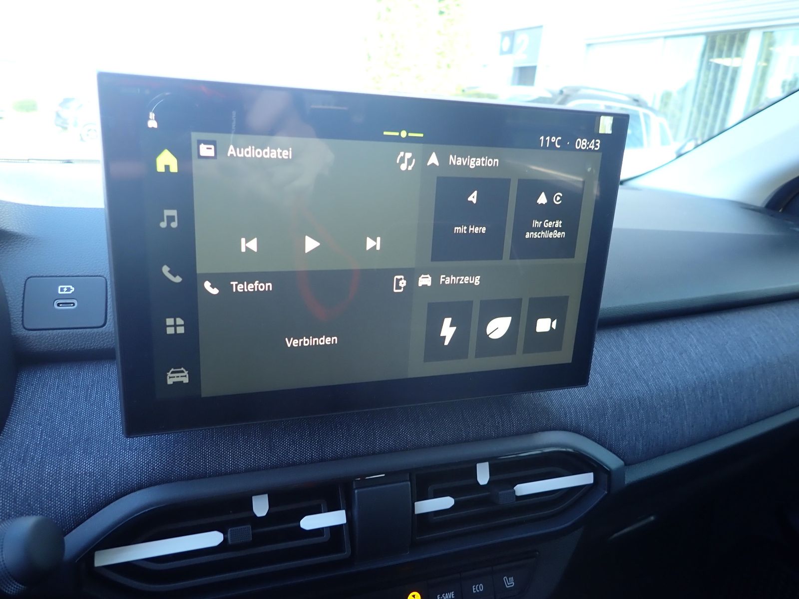 Fahrzeugabbildung Dacia Jogger Journey hybrid 155 7-Sitzer