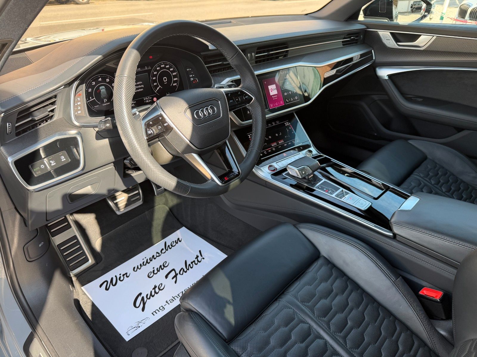 Fahrzeugabbildung Audi RS6 Avant 4.0 TFSI quattro 1-HD. RS DYNAM. NARDO