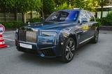 Rolls-Royce Cullinan - - blaue Rolls-Royce Cullinan