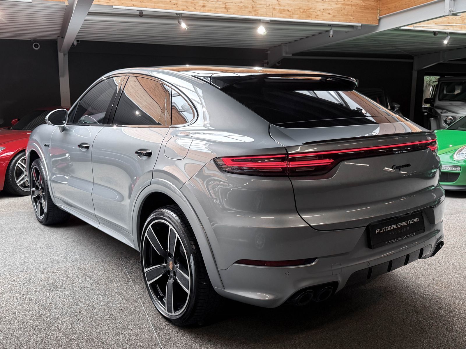 Porsche Cayenne Coupe E-Hybrid Luftfederung HUD 22 18-W foto 5