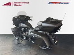 INDIAN Roadmaster Dark Horse 2026!