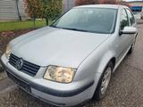 Volkswagen Bora 2.0 Autom.*Klima*Tempomat*PDC*TÜV - Volkswagen Bora: 2.0