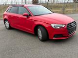 Audi A3 1.0 TFSI Sportback Sport,AHK - Audi A3: Rot