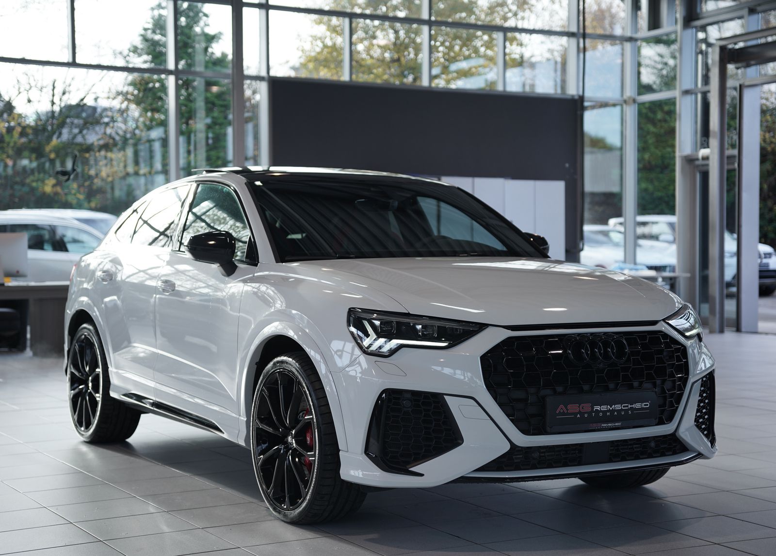 Audi Rsq3