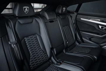 2018 Lamborghini URUS — миниатюра 26