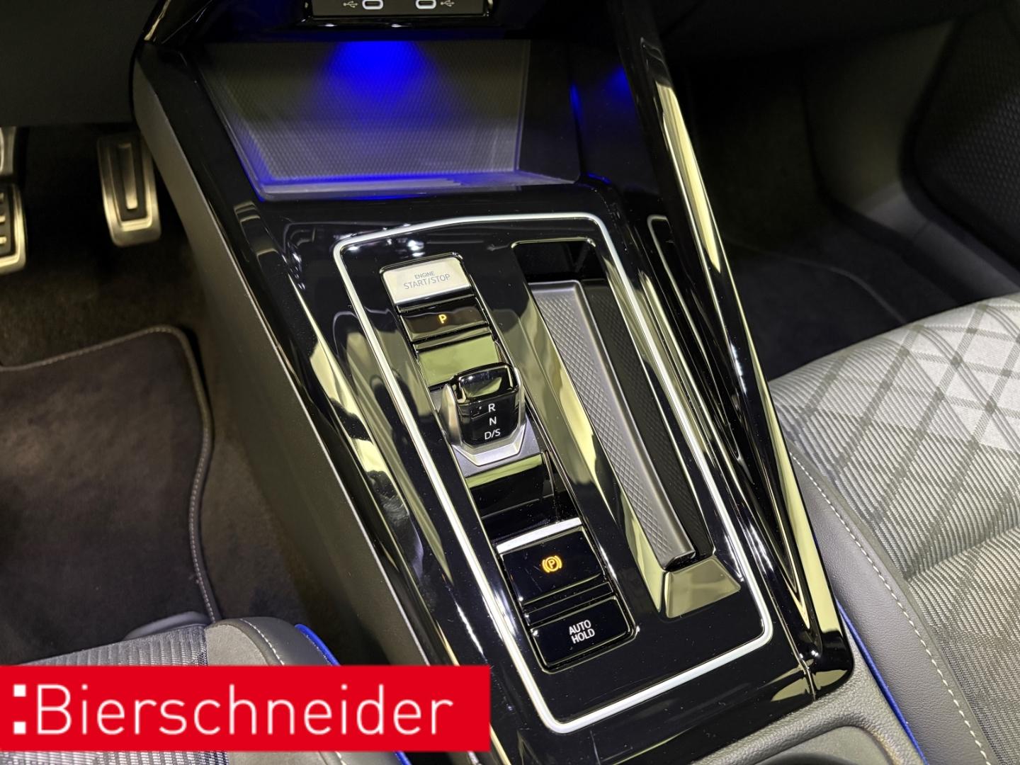 Volkswagen Golf 8 1.5 eTSI DSG R-Line IQ-LIGHT DIGITAL PRO, миниатюра 13