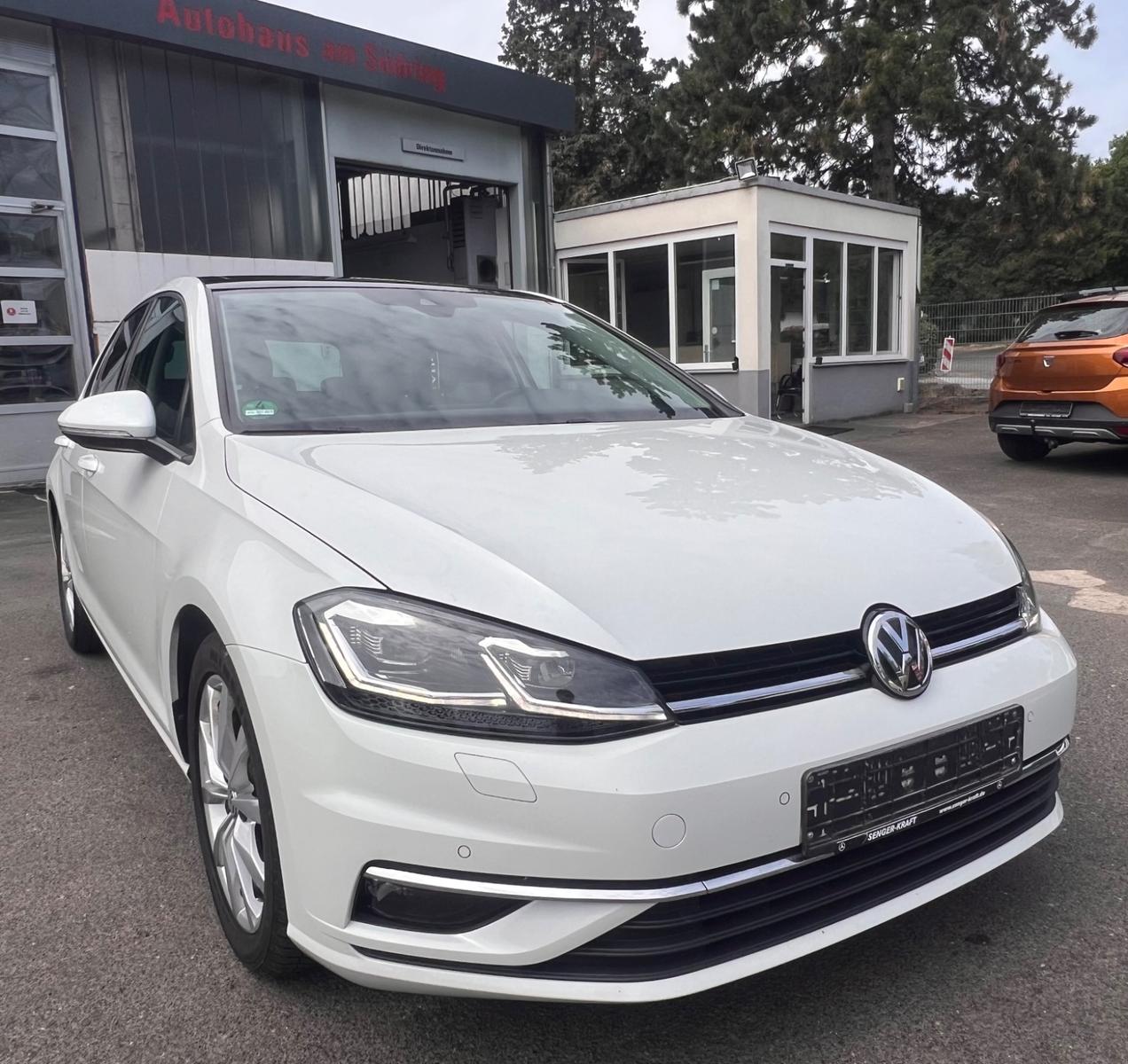Volkswagen Golf 1.5TSI VII Highline/Automatik/Xenon/SHD/ALU