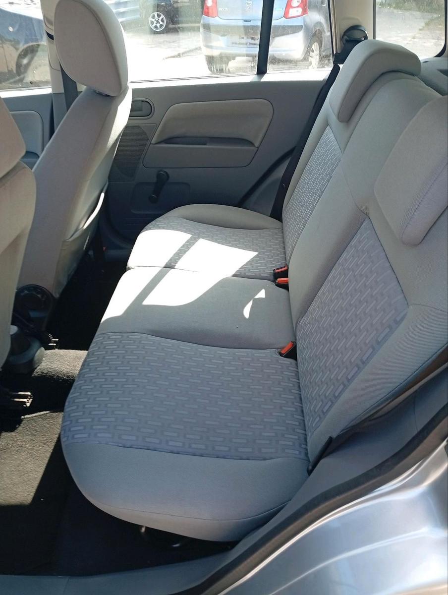 Ford Fusion 2005 — photo 7