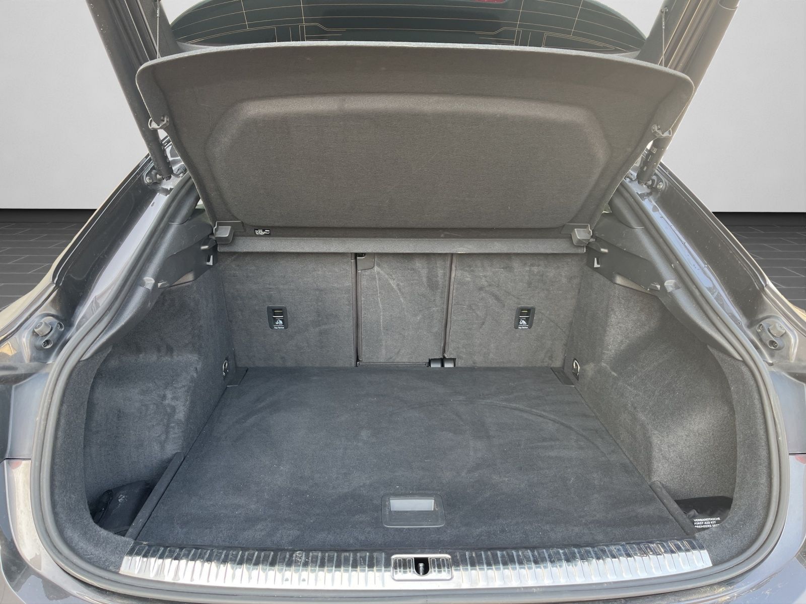 Audi RSQ3 - Bild 16