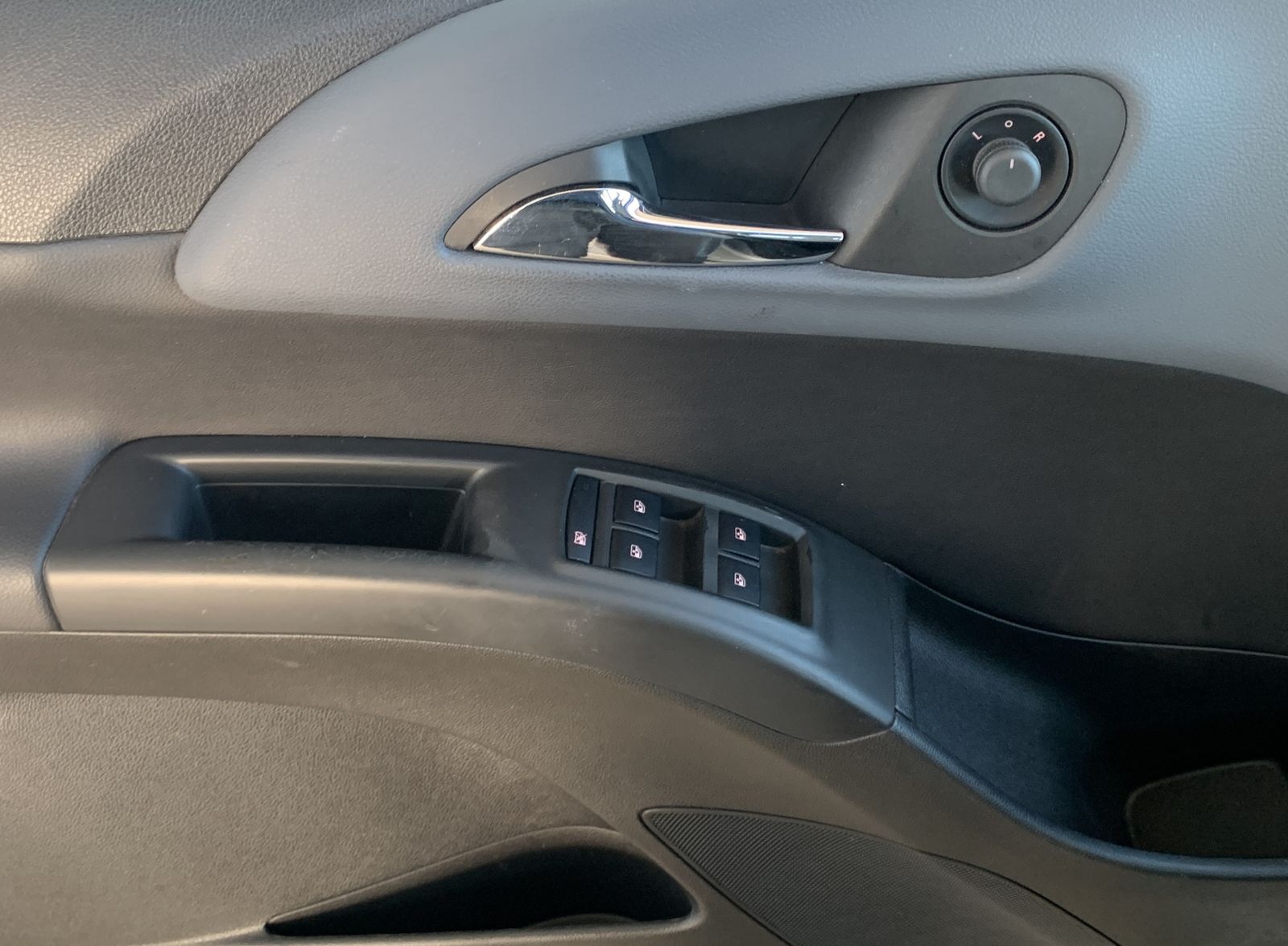 Fahrzeugabbildung Opel Meriva 1.4*Innovation*Pano*Temp*SHZ*LHZ*Navi*