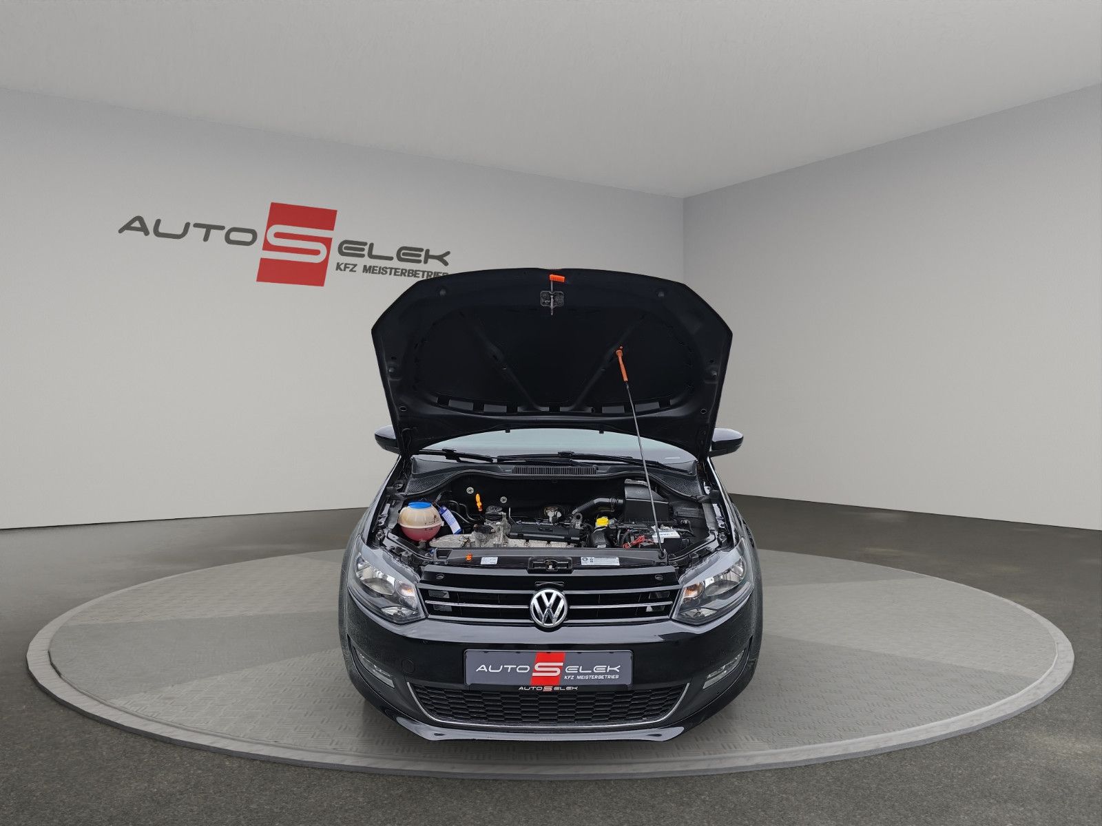 Fahrzeugabbildung Volkswagen Polo V Match 4-TÜRIG SHZ PDC LEDER