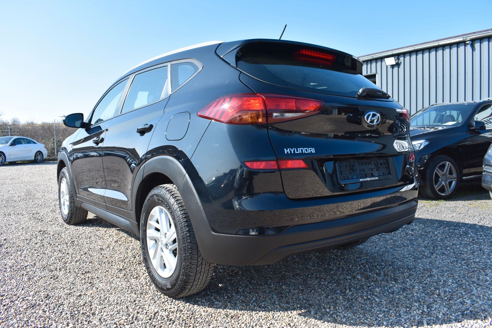 Fahrzeugabbildung Hyundai Tucson Pure 2WD