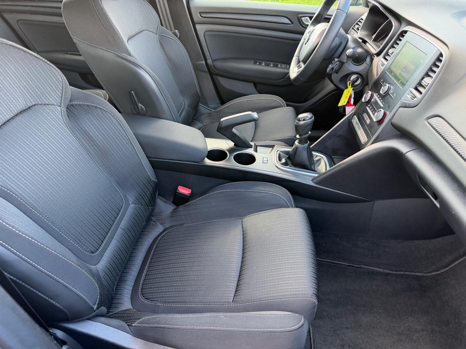 Renault Megane IV Grandtour Business Edition, миниатюра 18