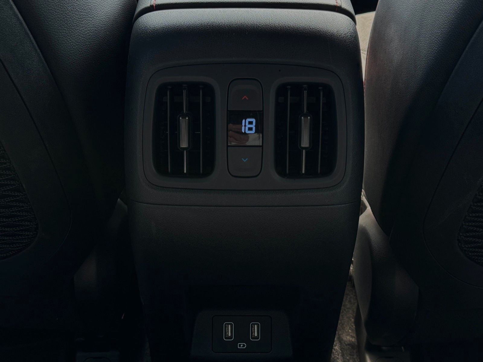 Fahrzeugabbildung Hyundai Tucson 1.6 T-GDI  N-Line PHEV 4WD KRELL Memory