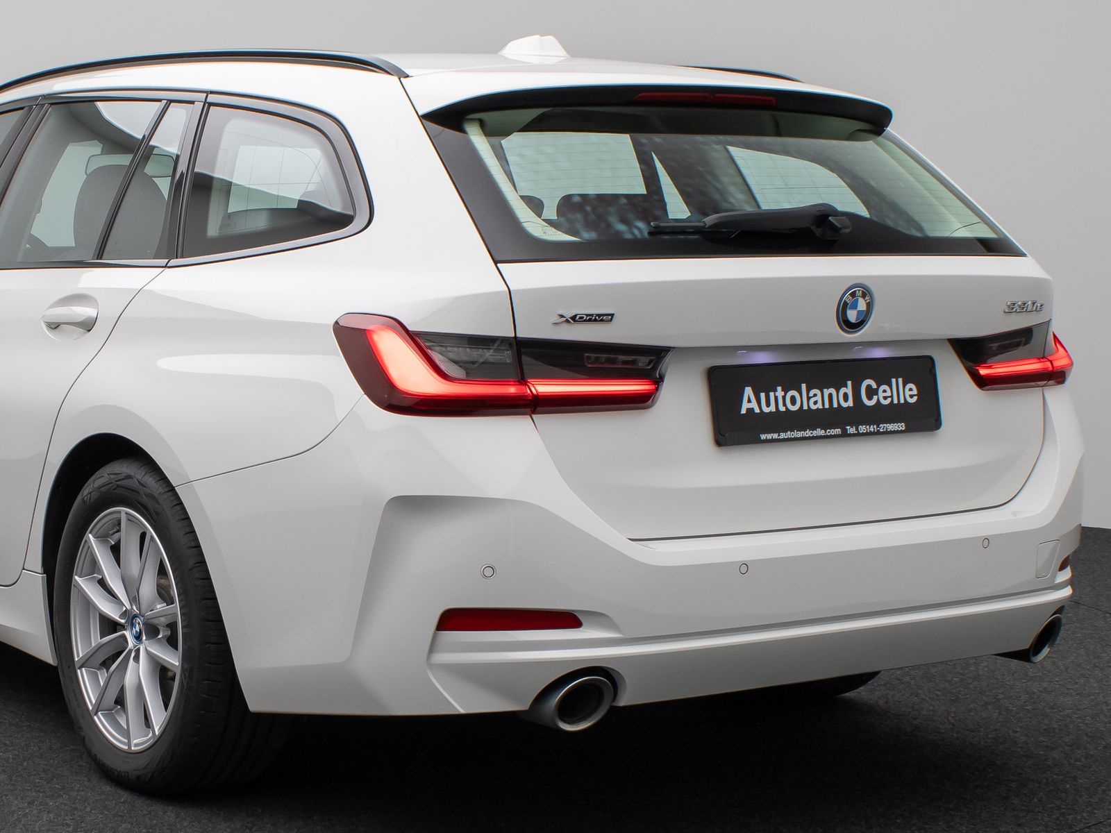 Fahrzeugabbildung BMW 330e xD Panorama DAB CockPit+ Widscr Sport Leder