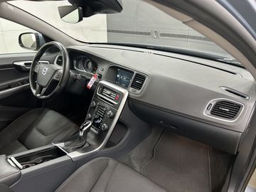Volvo V60 - 11