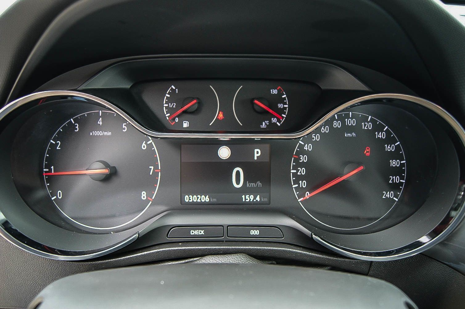 Fahrzeugabbildung Opel Crossland X 1.2 Elegance Automatik LED SIHZG LRH