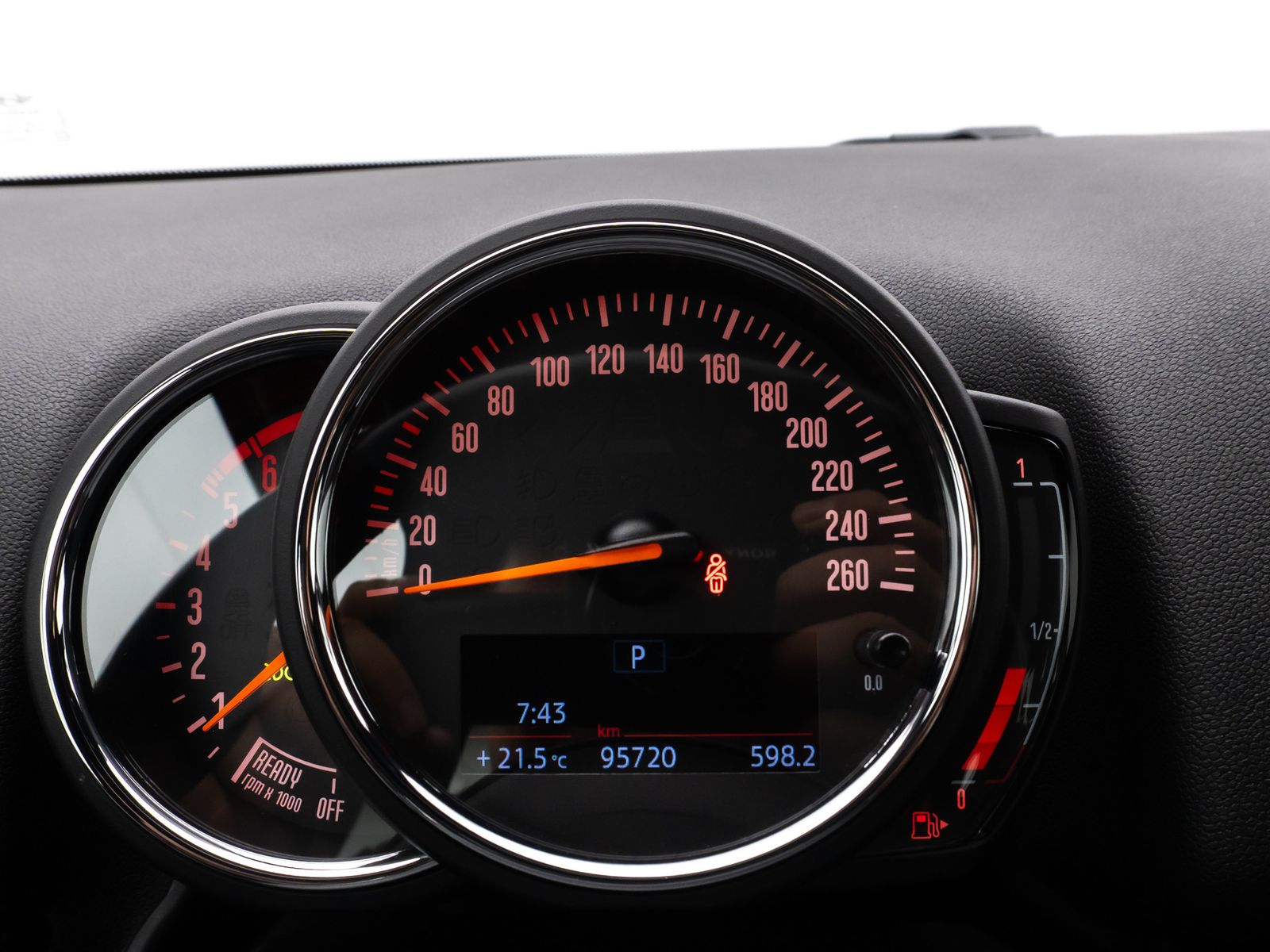 Fahrzeugabbildung MINI Countryman D (Cooper) JC Works All4 AHK Kamera