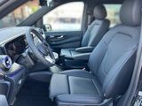 Mercedes-Benz V 300 d 4MATIC AVANTGARDE AMG XL AIRMATIC+DISTR - Offers matching your search criteria