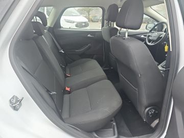 Bild 10 Ford Focus Turnier Business Navi Ambientebeleuchtung