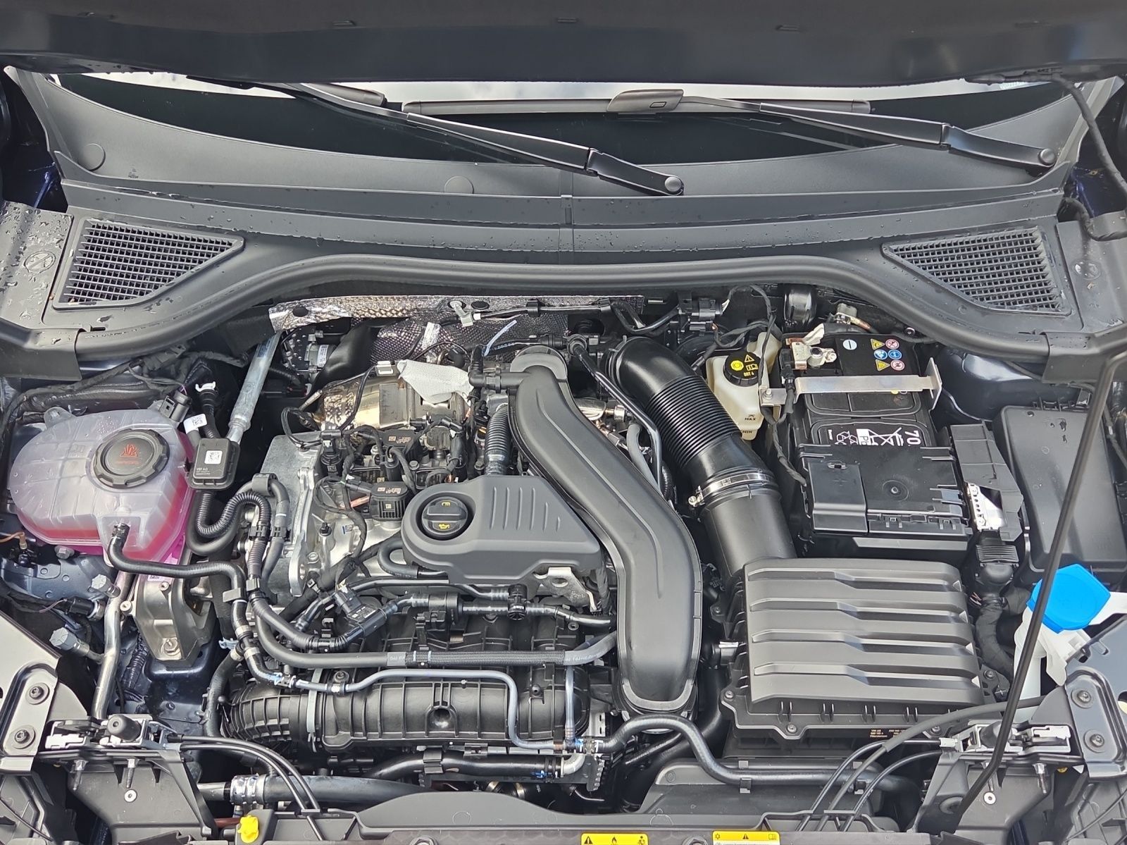 Volkswagen T-Roc - Bild 15
