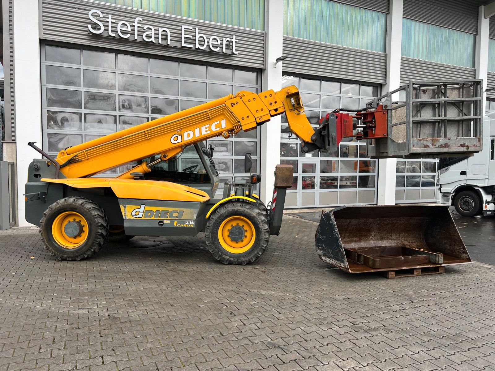 Fahrzeugabbildung Dieci Icarus 40.16 ET 166 / 4.238 h / 2003