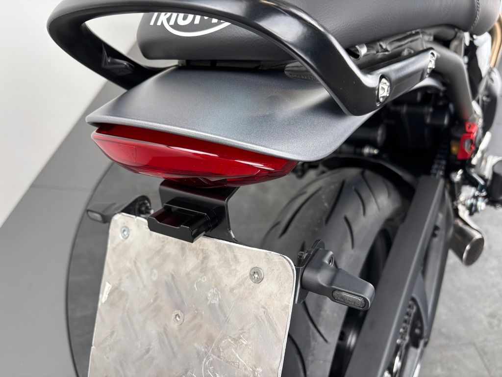 Fahrzeugabbildung Triumph SPEED 400 *SERVICE NEU *KURZES HECK