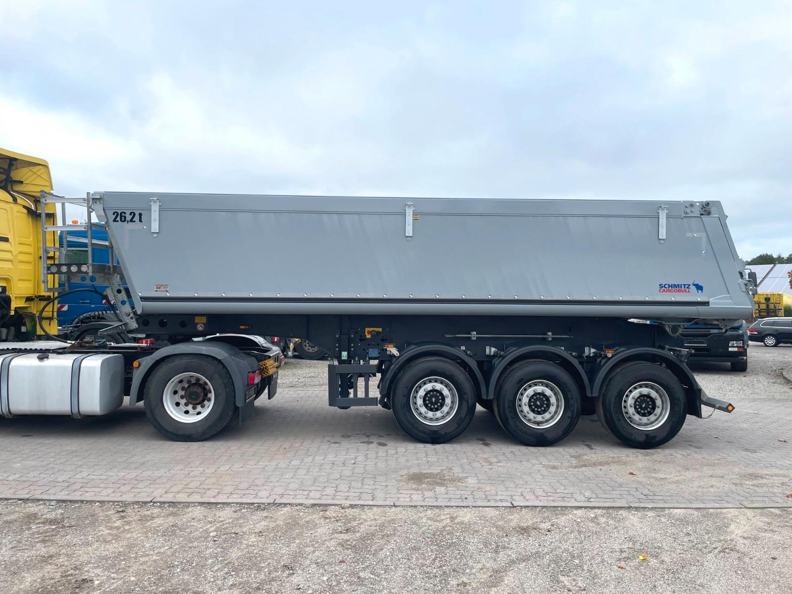 Schmitz Cargobull 25m³ Alu Kippauflieger / Unfallschaden