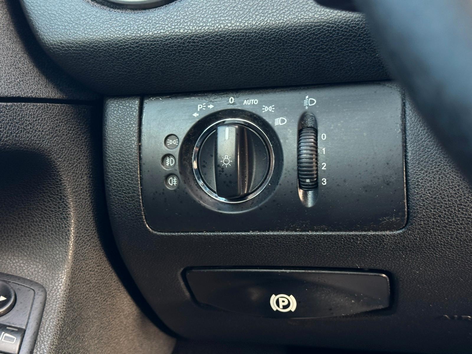 Mercedes-Benz ML300 2009 — photo 30