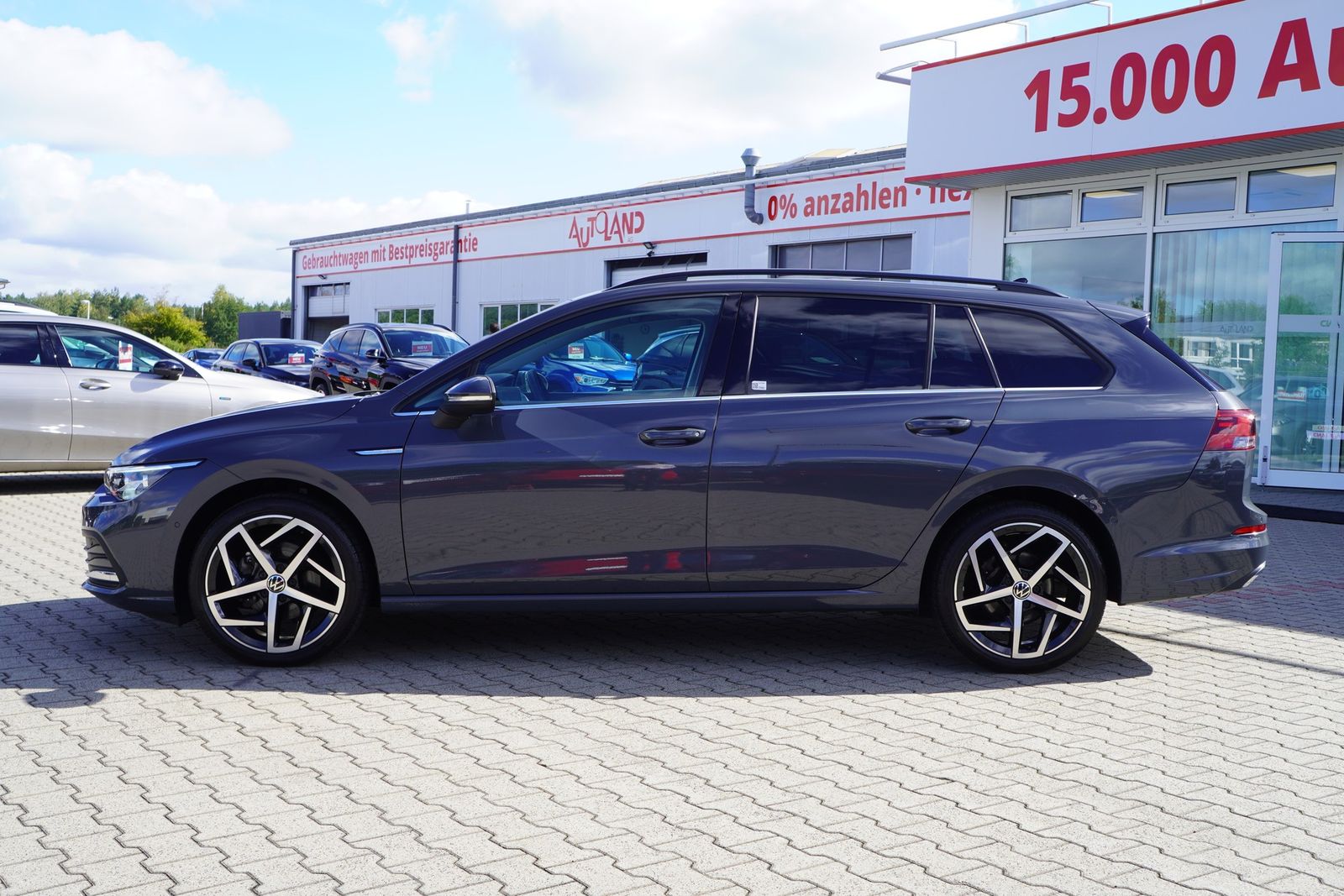 Volkswagen Golf VIII Variant 1.5eTSI DSG Style LED Navi ACC imagem 3