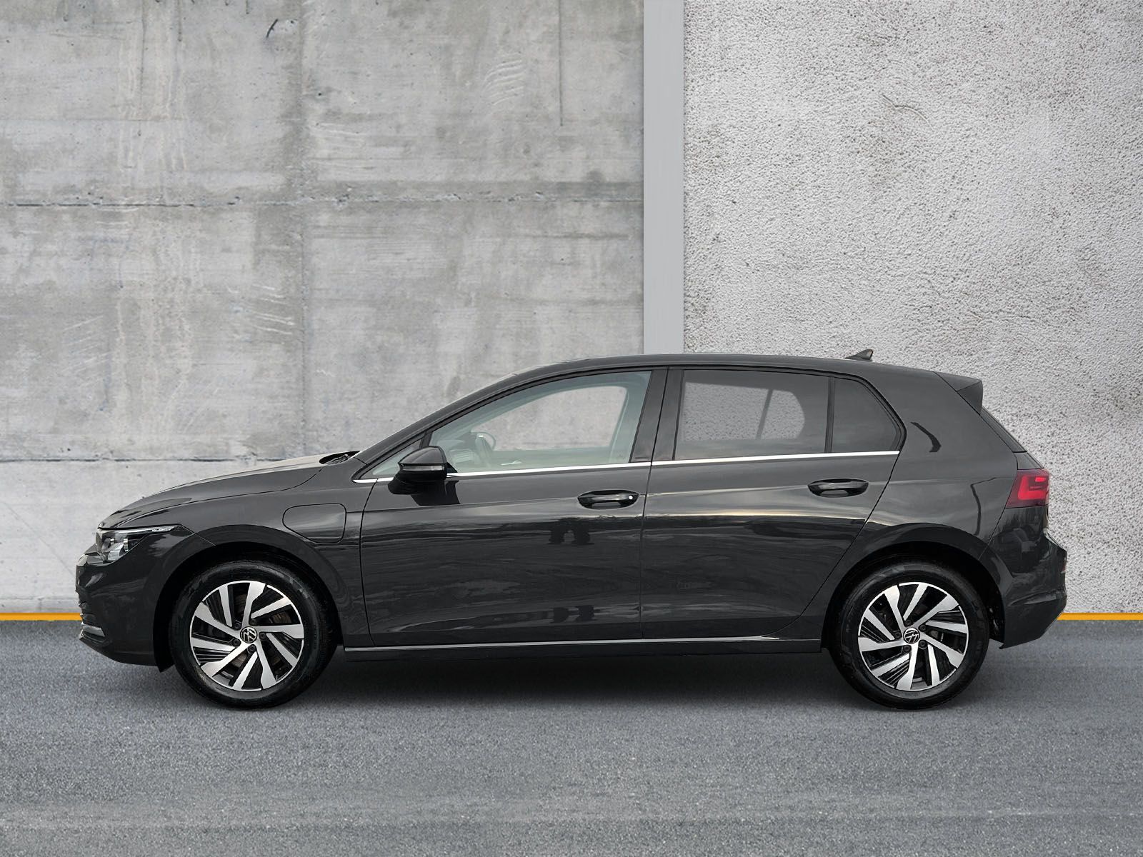 Fahrzeugabbildung Volkswagen Golf VIII 1.4  eHybrid Style MATRIX DCC NAVI