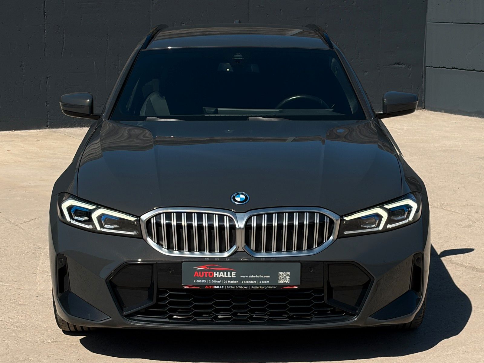 Fahrzeugabbildung BMW 320e Touring M Sport Aero Laser Akustik HUD H&K